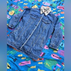 Women’s small Denim Jacket with Sherpa Lining